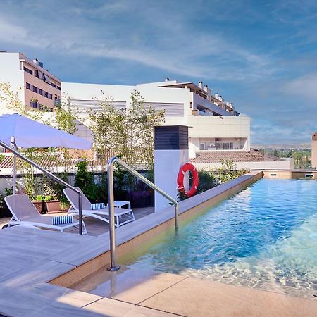 Apartamentos Luna Suites Granada Exteriör bild