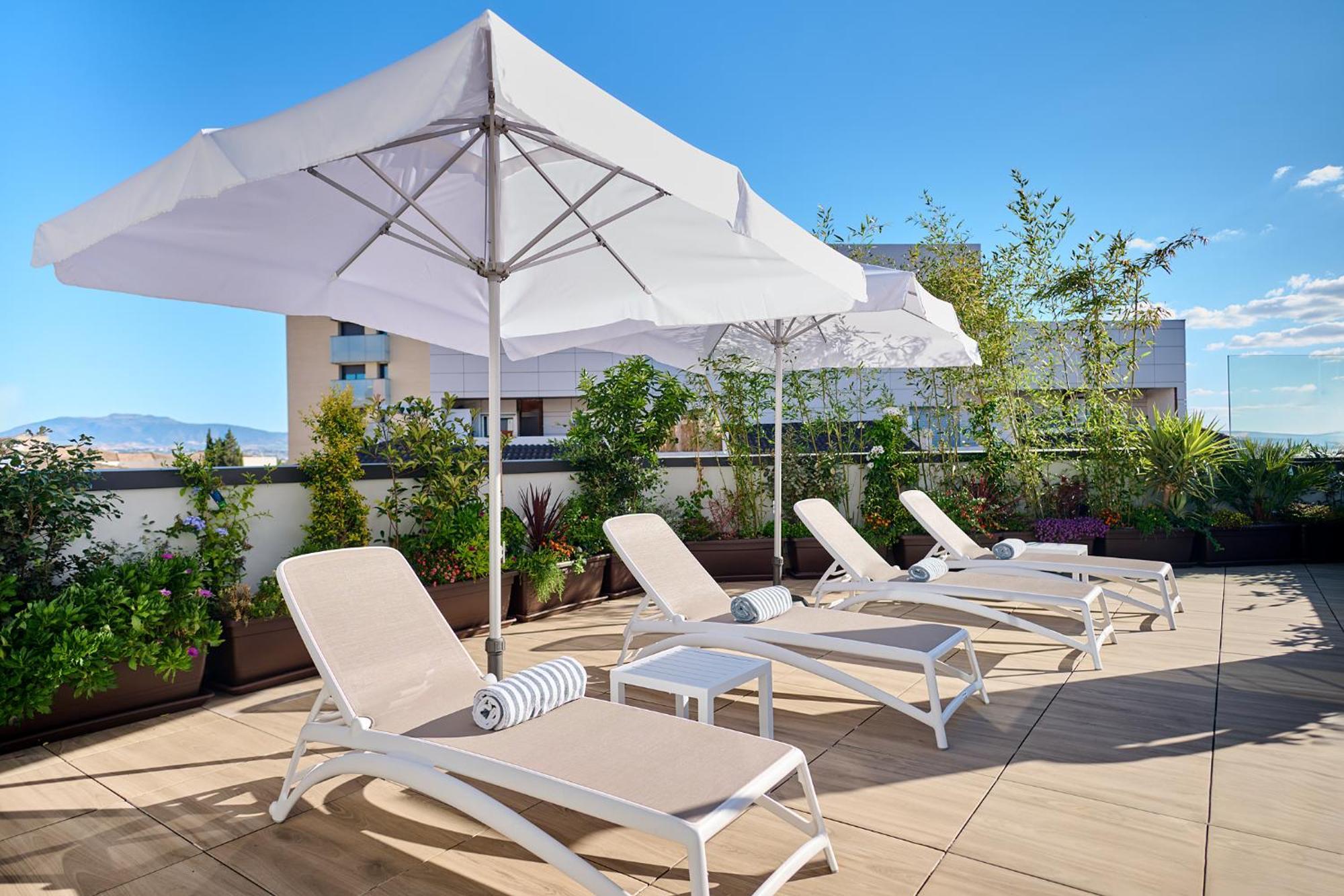 Apartamentos Luna Suites Granada Exteriör bild