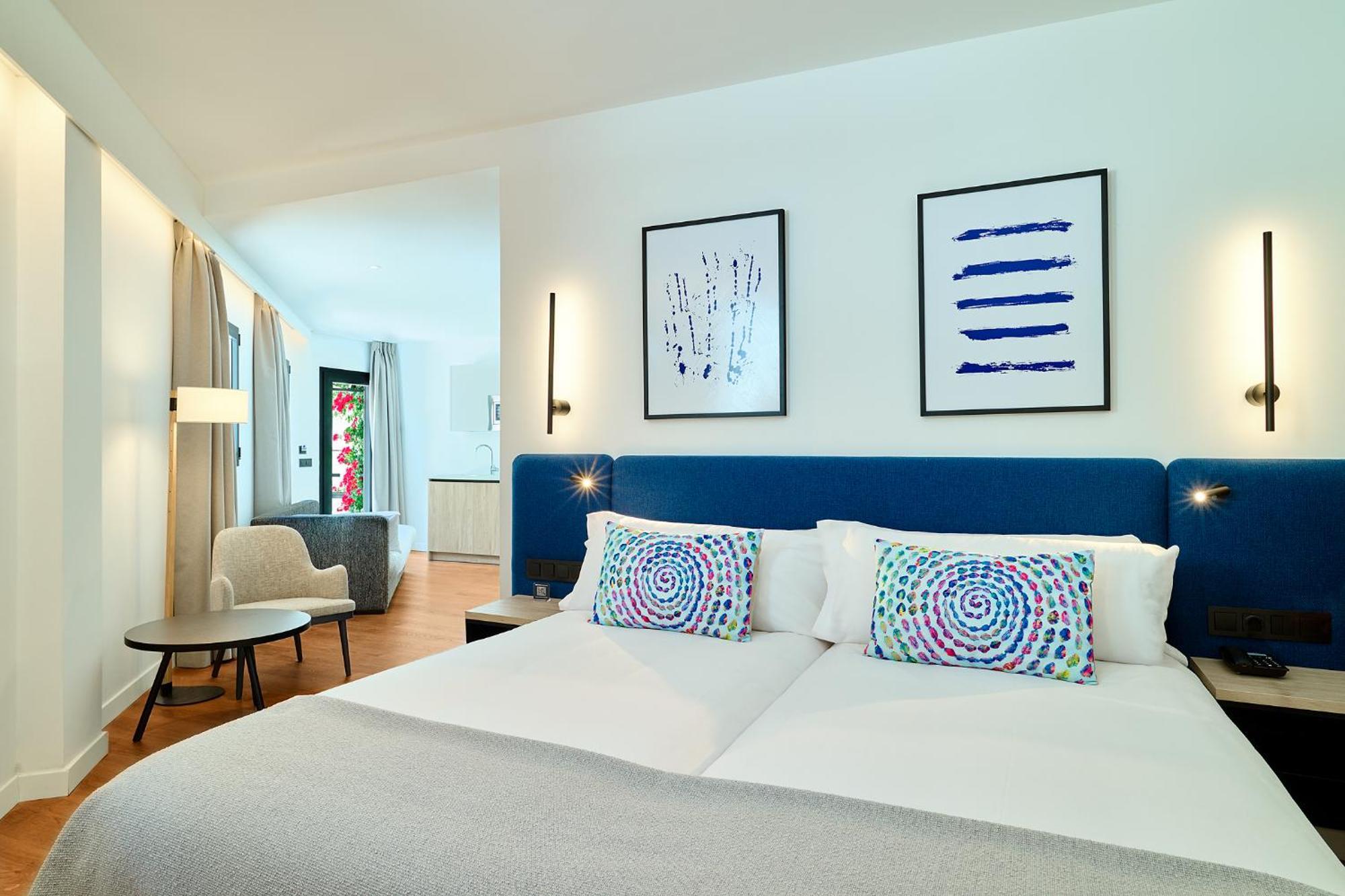 Apartamentos Luna Suites Granada Exteriör bild